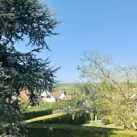 Avec Piscine Saint-nom-le-breteche Villa